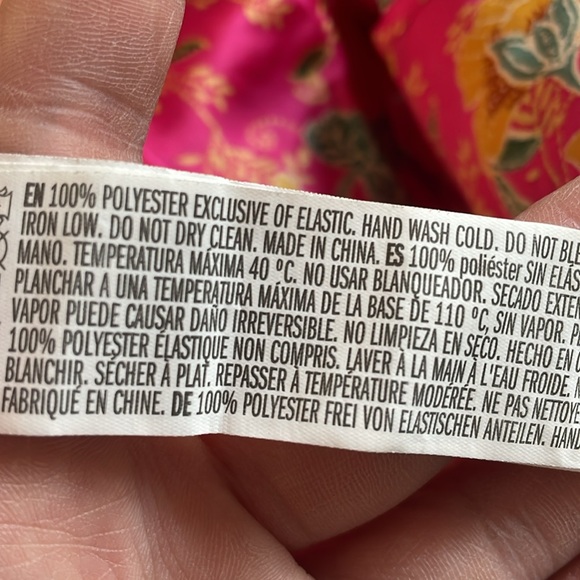 Forever 21 floral off the shoulder top - Picture 5 of 5